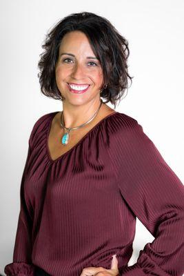 Deborah DeJac works with adults and couples. She helps with depression, grief, and communication