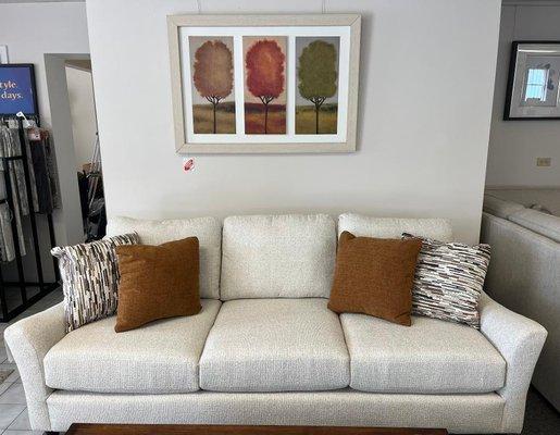 Brouwer's Furniture & Flooring