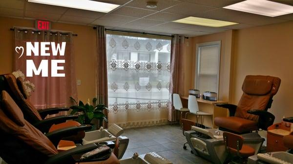 PEDICURE ROOM