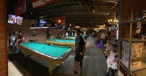 Shooterz Sports Bar and Lounge