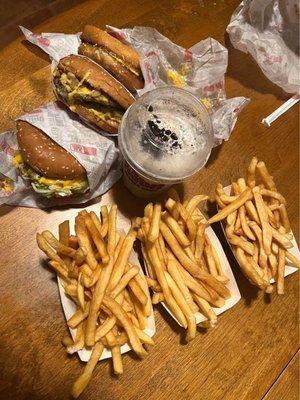 Habit Burger & Grill