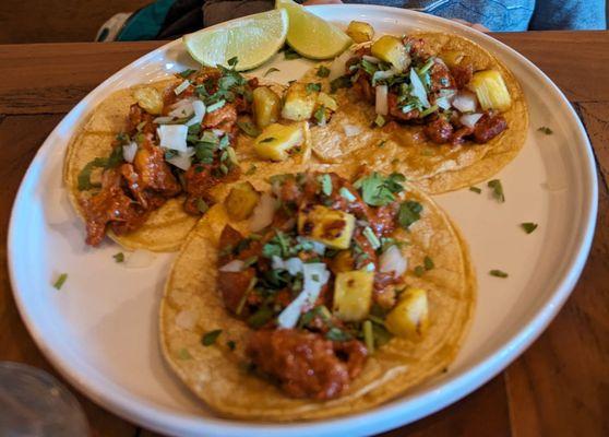 Delicious tacos al pastor (marinated pork) with pineapple! Yummy