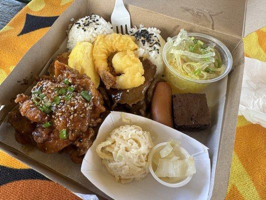 Paradise Grinds & Catering