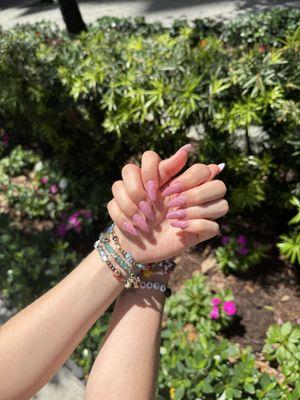 the shade of pink too miss these nails so much