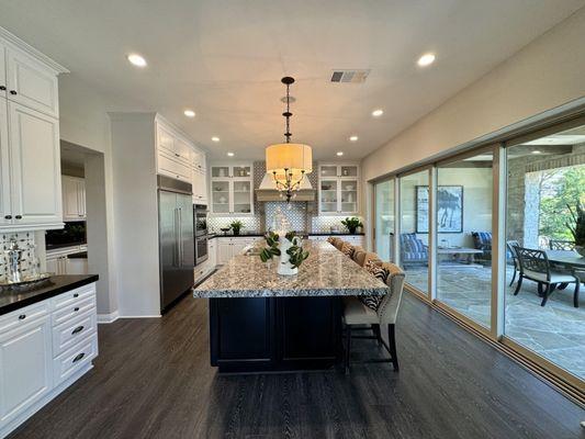 Monica Yeung - Realty One Group