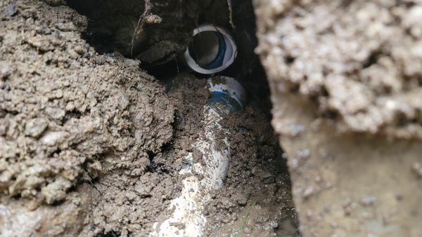 Pump line broke due to settling