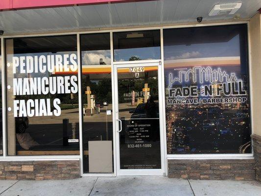 Fade In Full Mancave