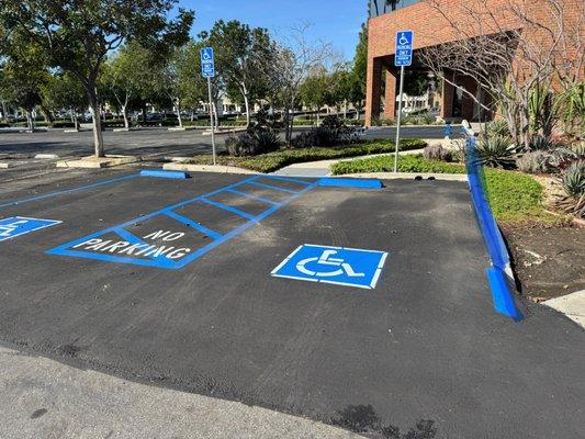 Rainbow Roofing & Asphalt