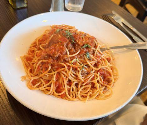 Spaghetti and meatballs