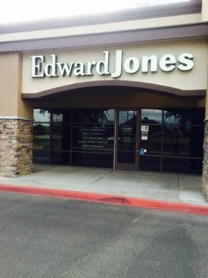 Principal - Financial Advisor: Cutter B Amos