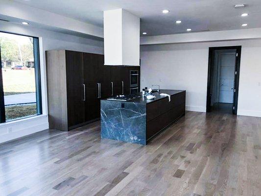 molinas flooring Services