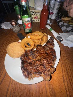Packsaddle Bar And Grill