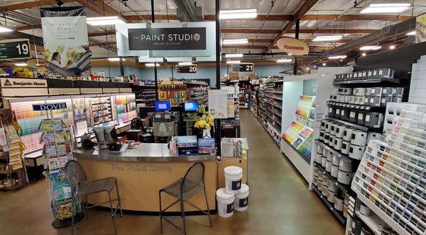 Benjamin Moore, Magnolia Home, Amy Howard and Clark + Kensington brand paints sold here!