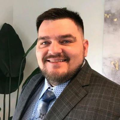 A photo of one of the owners.