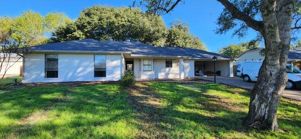 5in Sierra clay with matching color leafguard