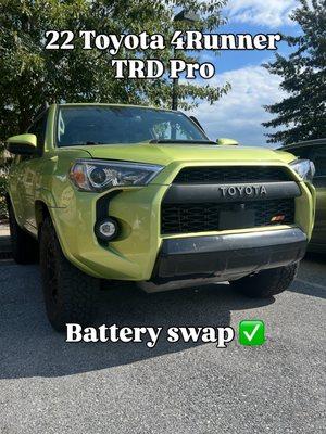 Customer reported a dead battery ALB mobile autocare came out to their workplace, remove the old battery and replaced it!