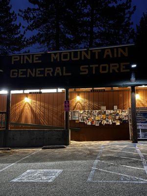 Pine Mountain General Store