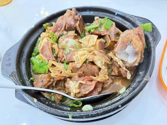 Marinated pig's feet over steamed rice