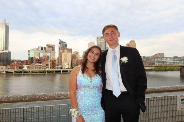 Laura's Floral Boutique