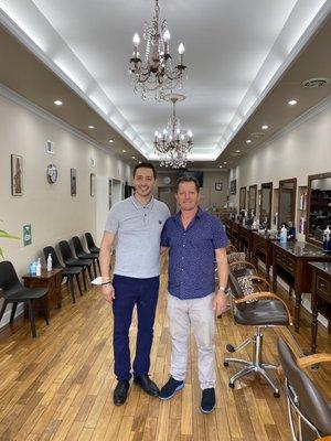 Toni Andri Salon