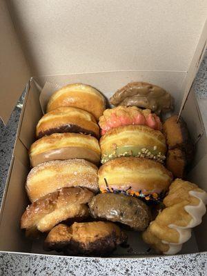 Mary's Donuts