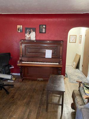 Mountain Piano Moving