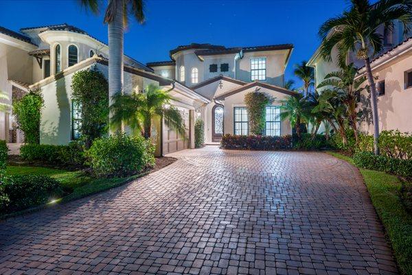 Beachfront Villa in Miromar Lakes Beach & Golf Club