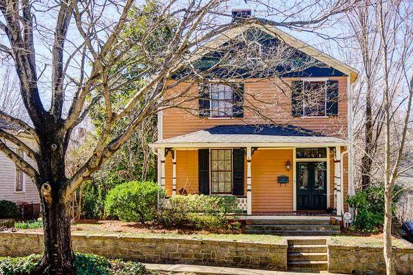 Kathryn Washburn, Broker