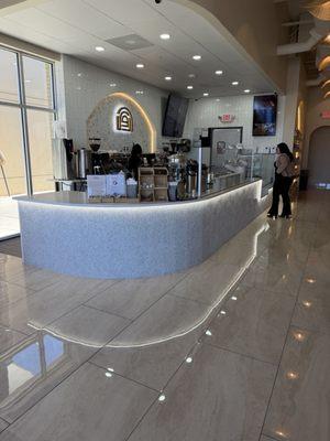 Interior counter side