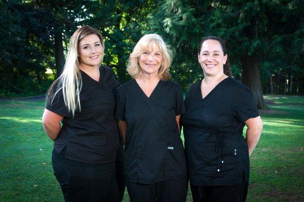 Our assistants Chelsea, Jen, and Leslie.
