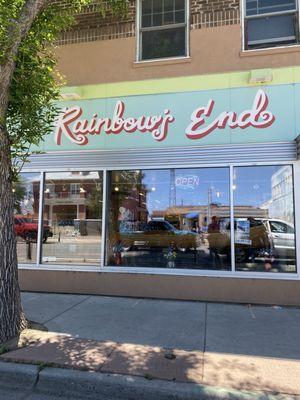 Rainbow's End La Puente Communitty Thrift Store