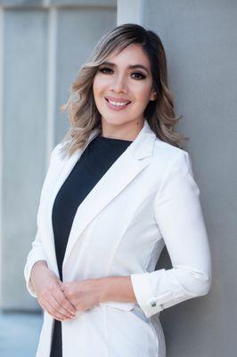 Anali Rodriguez - Mobile Notary Services & Signing Agent