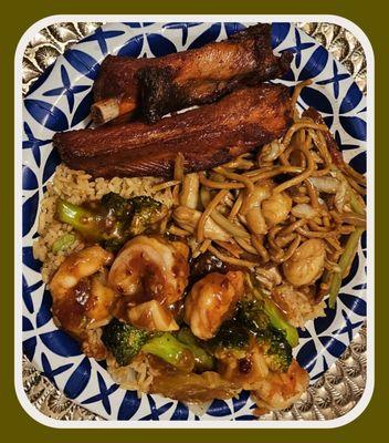 BBQ Spare Ribs, House Lo Mein & Shrimp in Spicy Garlic Sauce