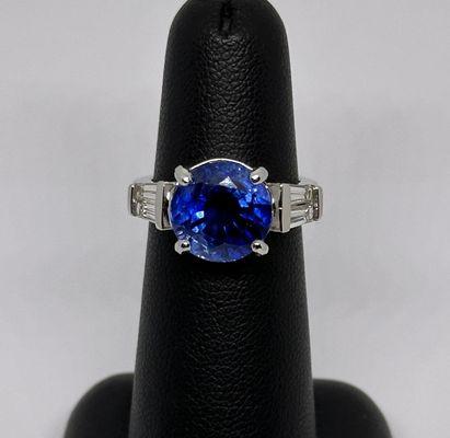 3.5ct Sapphire with 1.5ct Natural Tapered Baguette Diamonds