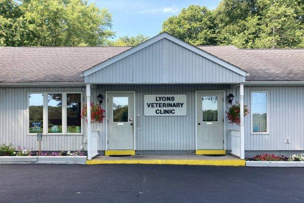 Lyons Veterinary Clinic