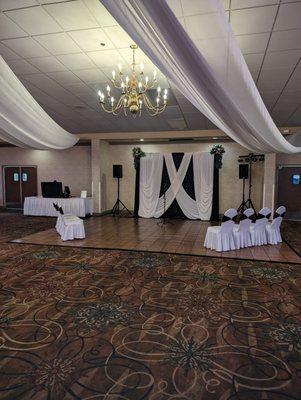 Ashley's DJ & Karaoke