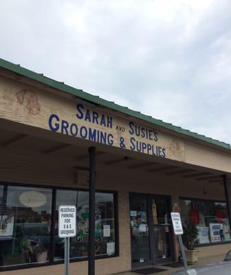 Sarah & Susie's Grooming