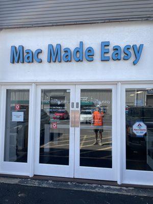 Mac Made Easy