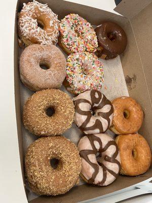 Only one raised with sugar top from three boxes!