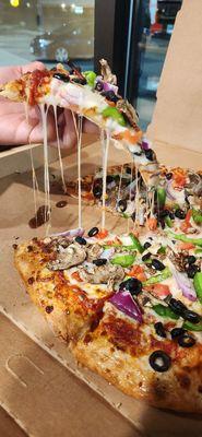 So fresh and so good!! That stretchy cheese though, for real!!!! Yummmm!!!