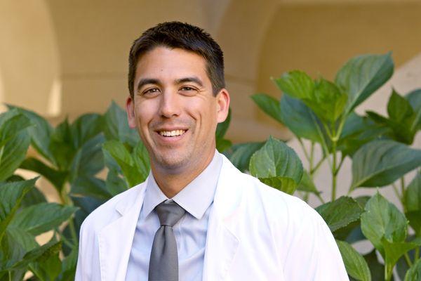 Ephraim Dickinson, MD Orthopedic Surgeon