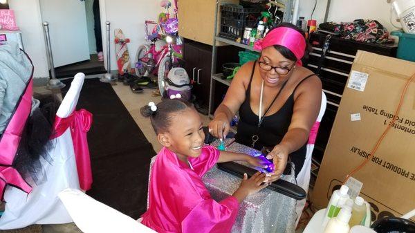 N'Dulge N Divas Mobile Spa Parties