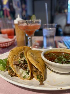 Robert's Mexican Restaurant & Cafe