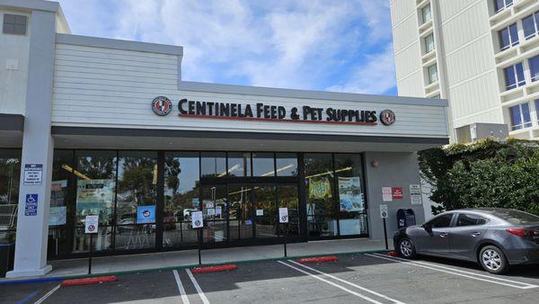 Centinela Feed & Pet Supplies