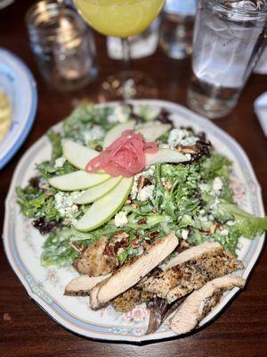 SWOAN Salad with chicken - delicious