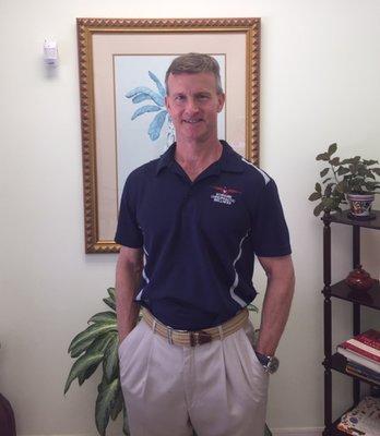 Dr. Robert W Schramm