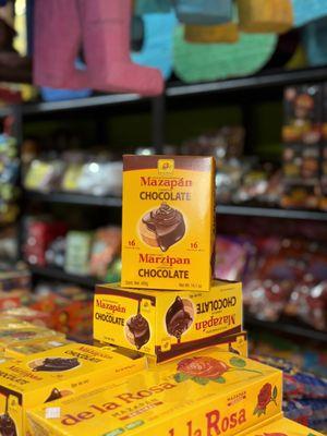 Caramelo's Dulceria & Artesania