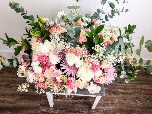 SO you Bold Huh Floral Spray