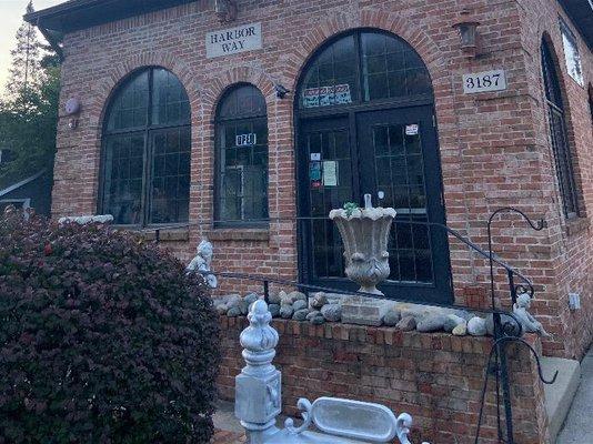 Psychic Reading Lounge