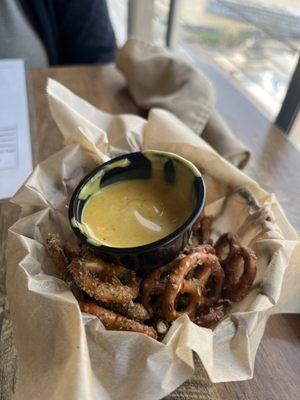 10 South Rooftop Bar & Grill